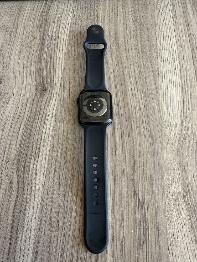 Apple watch 8 series