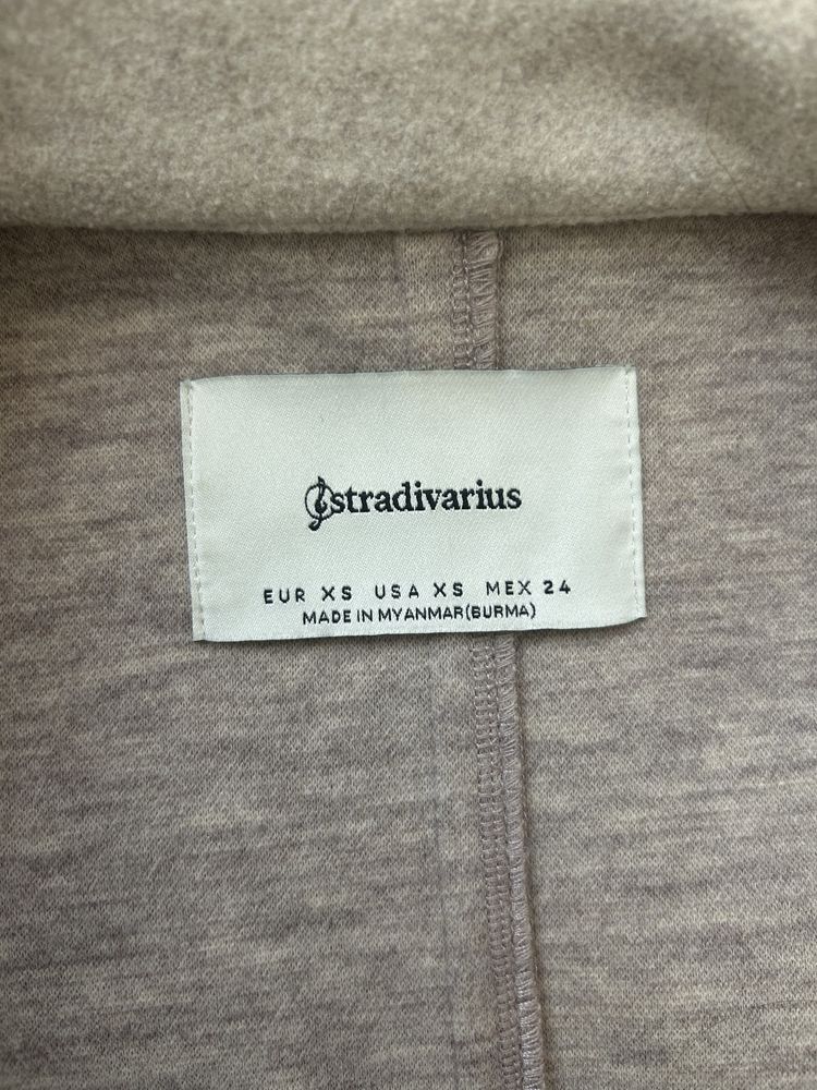 Палто Stradivarius
