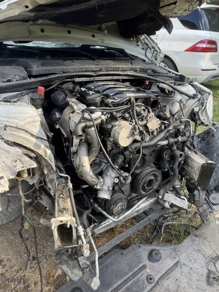 BMW 335D на части