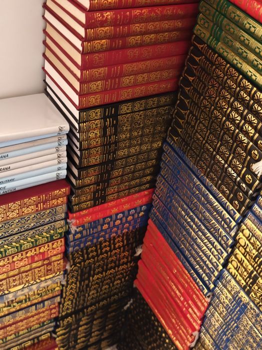 Colecție Prietenii Cartii, 290 vol, Cartonate, LUX