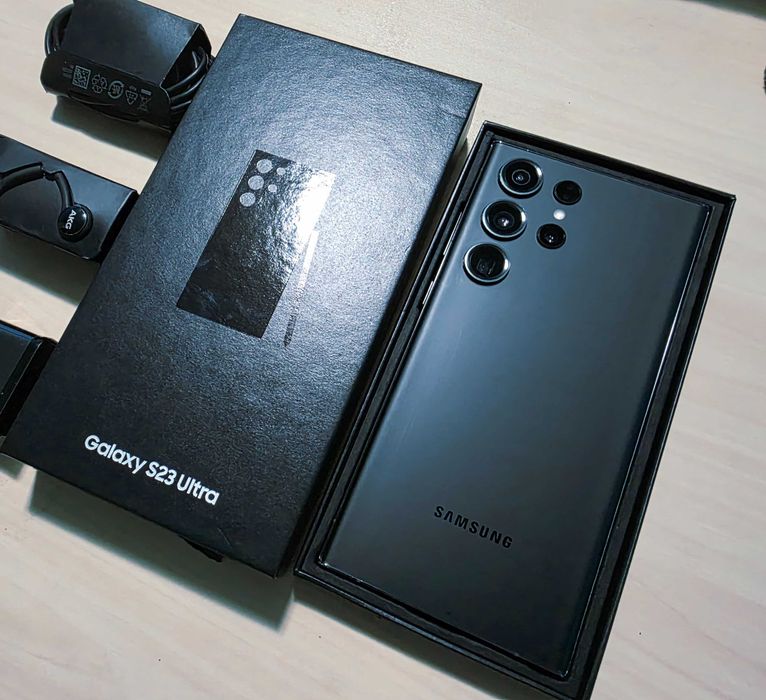 Sms.S23 Ultra,256 gb !Aspect de nou !utilizat putin, pach. compl+bonus