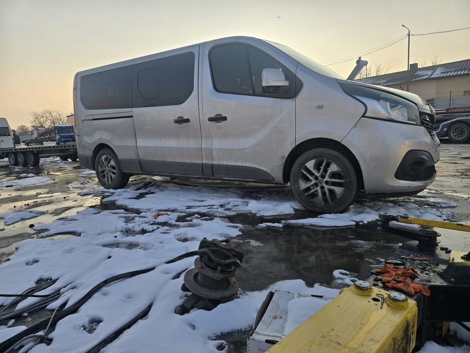 Dezmembrez opel vivaro talento trafic 1.6 2.0 biturbo cutie 8+1 locuri