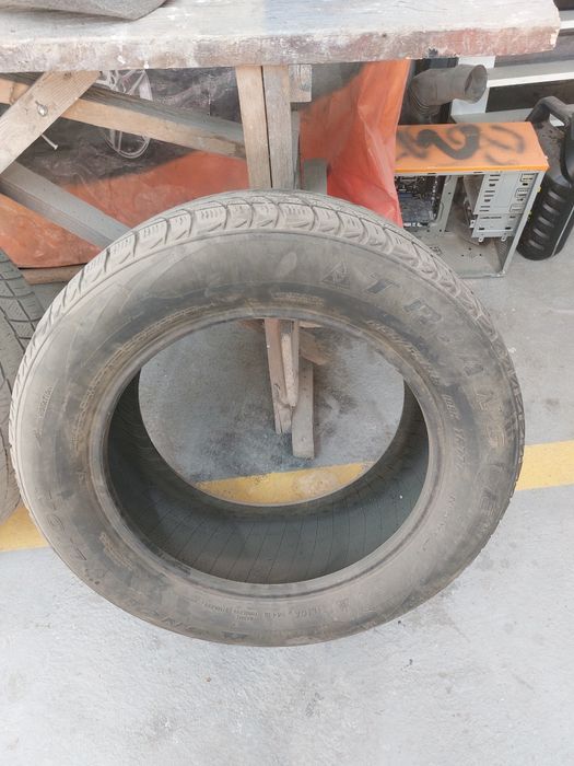 2 шины зимних r18 255/55