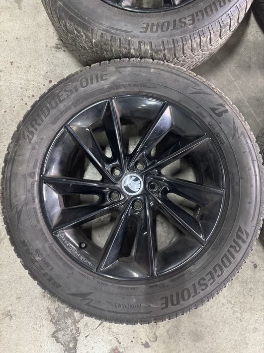 Jante Skoda 17” + anvelope de iarna Bridgestone