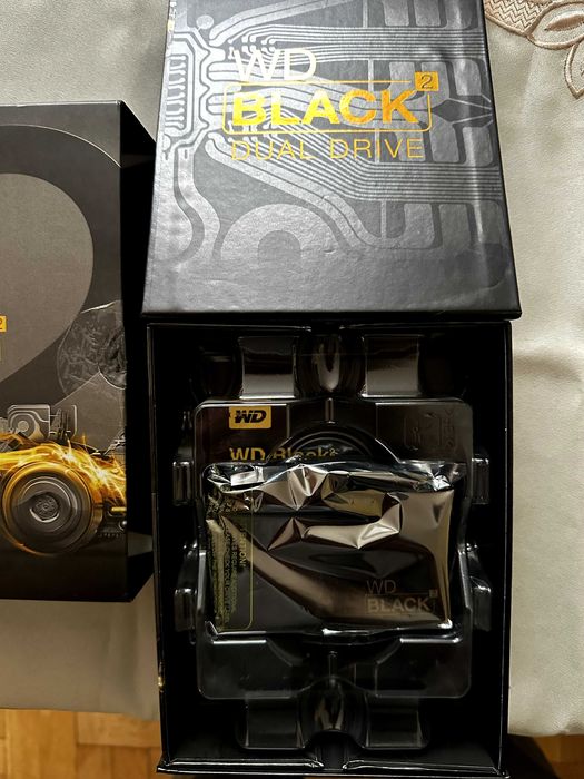 Western Digital Black2 Dual Drive (1TB HDD/120GB SSD)