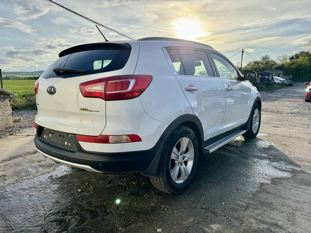 На ЧАСТИ KIA Sportage  3 Led   1.7CRDI 116кс