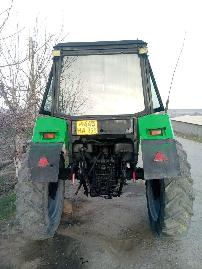 Belarus 80x traktor