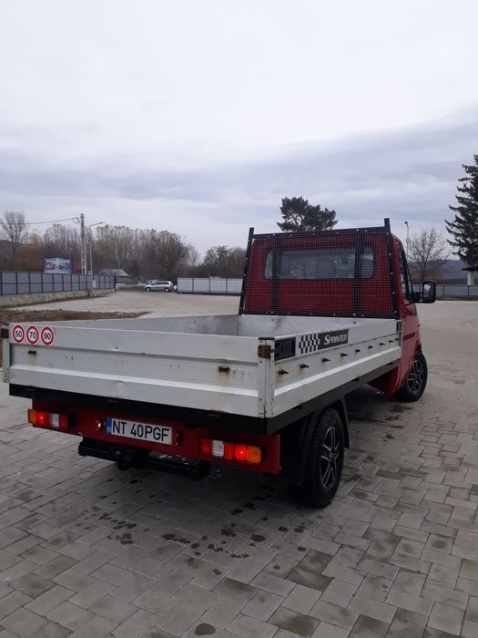 Vând Mercedes sprinter