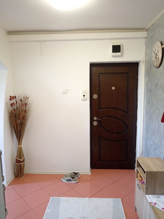 Vând apartament 2 camere nord