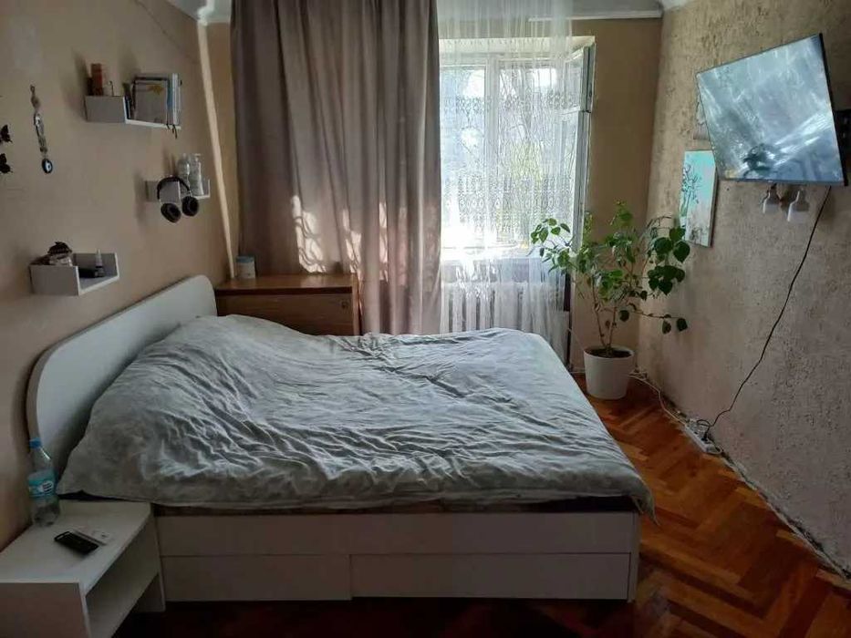 Дава се под наем Двустаен апартамент в София, Център - 56 кв.м за 357 € - Снимка #1
