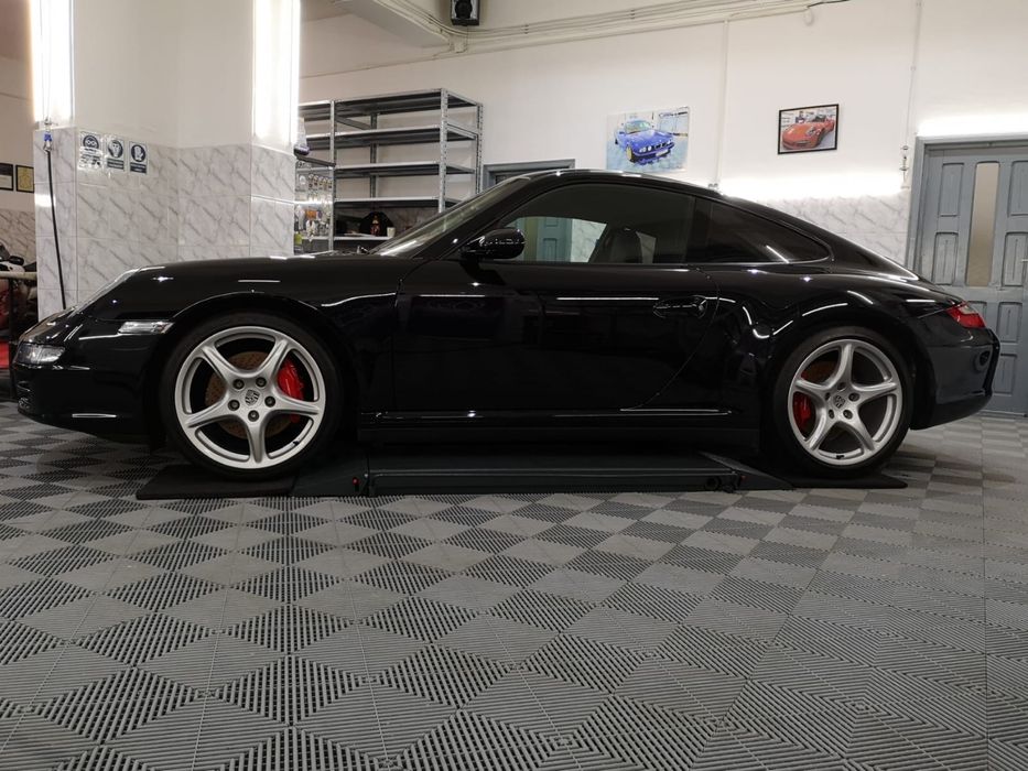 Porsche 911 Carrera 4s