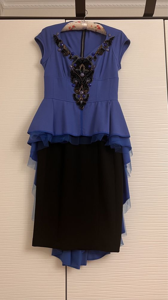 Платье Аида Кауменова и два сшитых платья на заказ от DaVinci design