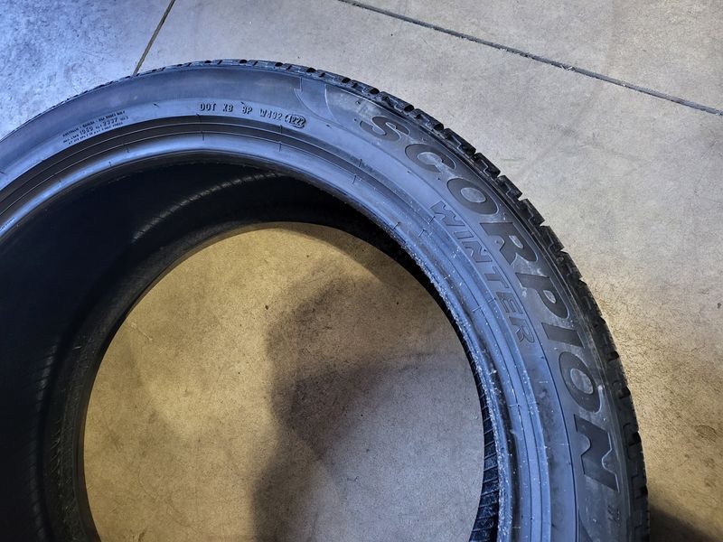 325/35/22//285/40/22 PIRELLI