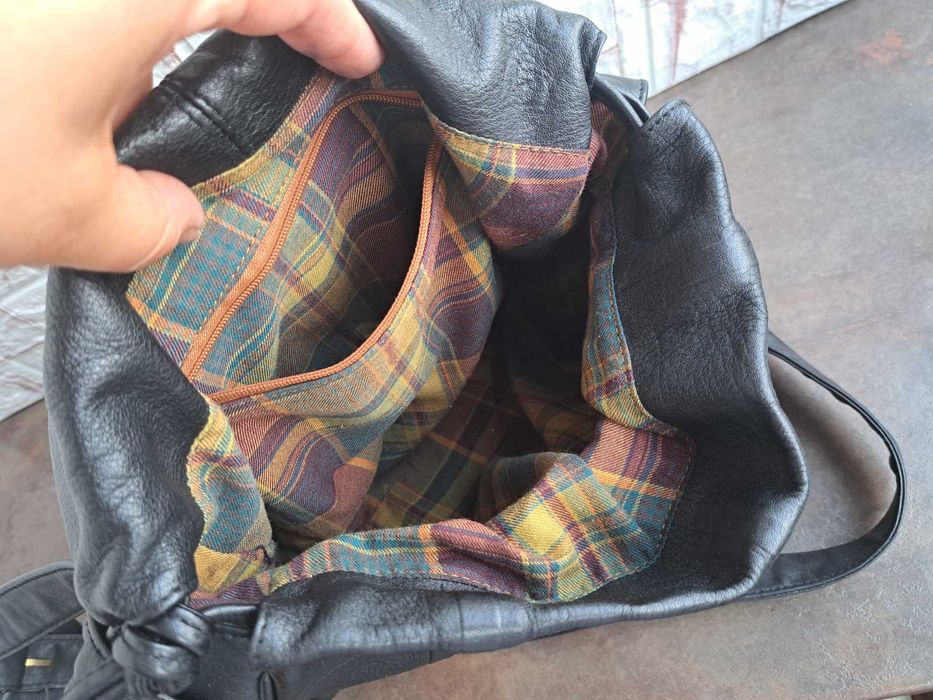 дамска чанта,черна малка кожена чантичка-естествена кожа