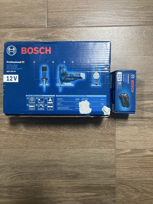 Vand fierastrau pendular bosch+ acumulator