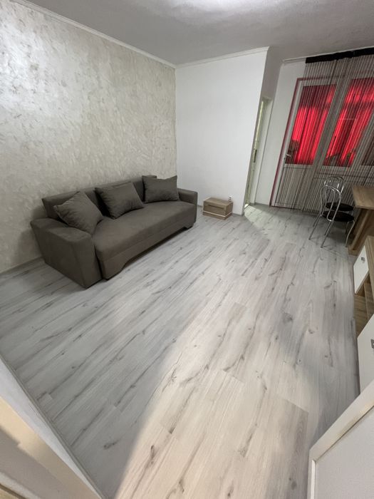 Garsoniera de inchiriat