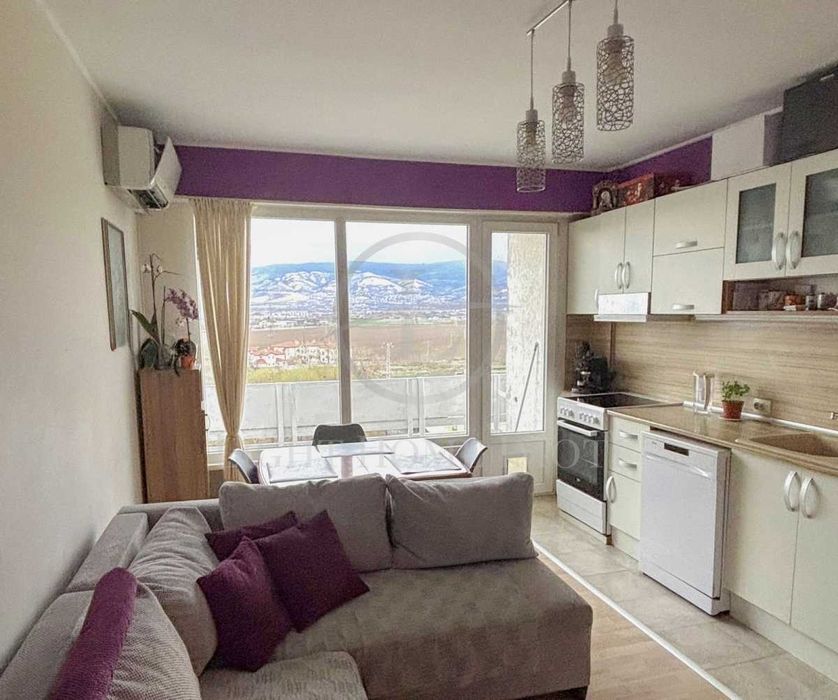 Продава се Тристаен апартамент в Пловдив, Христо Смирненски - 65 кв.м за 1768 €/кв.м - Снимка #3