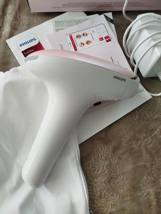 Фотоепилатор Philips Lumea