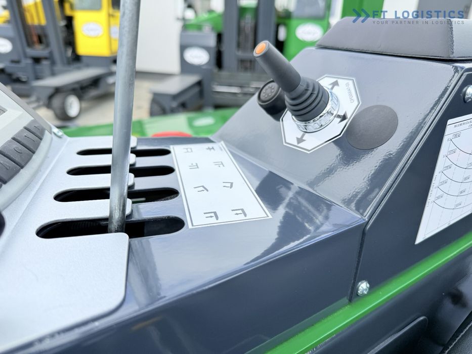 Stivuitor electric multidirectional Combilift