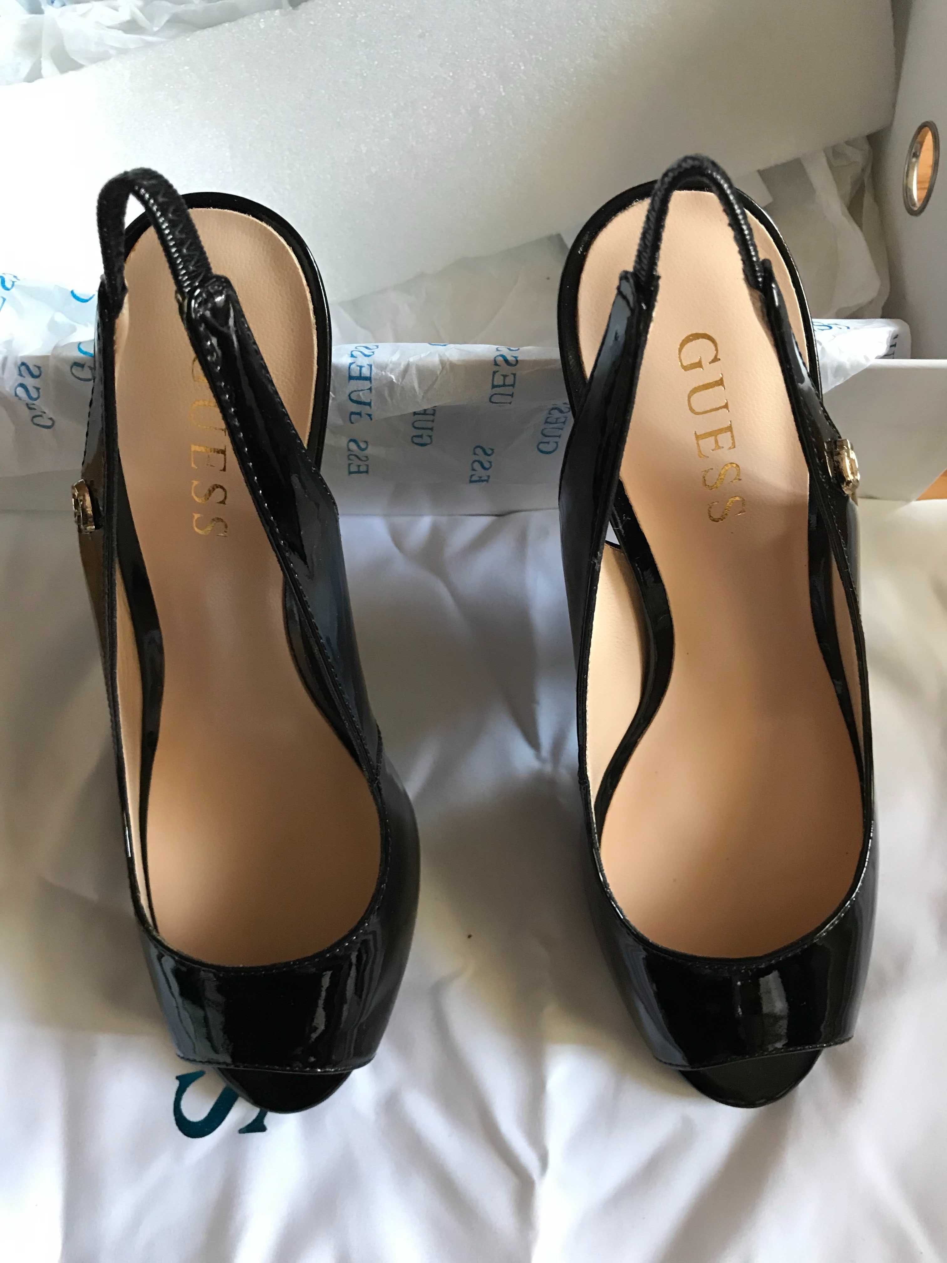 Sandale cu toc negre - Guess