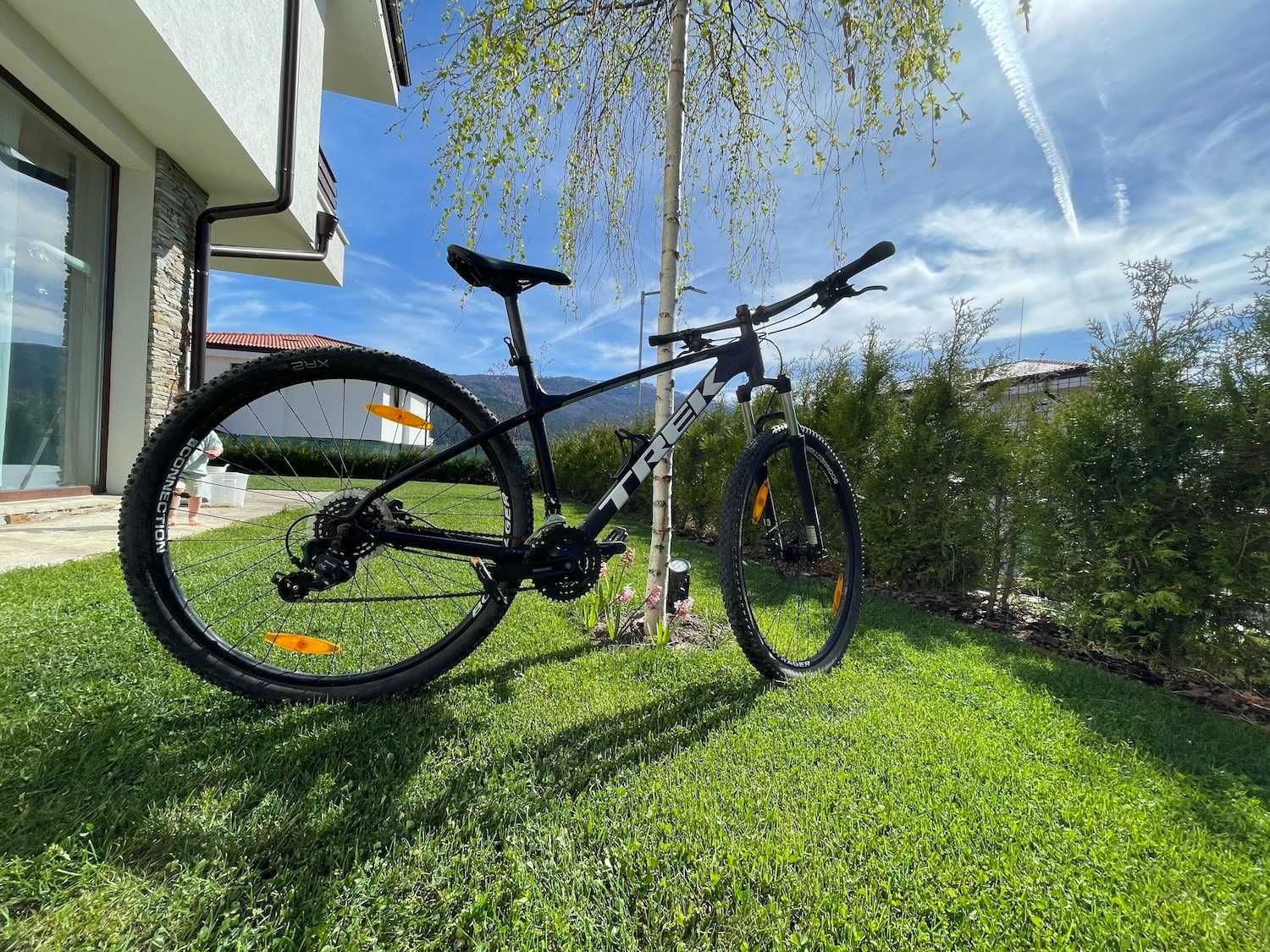 Планински велосипед TREK MARLIN 5 2020 29″ колело, черен
