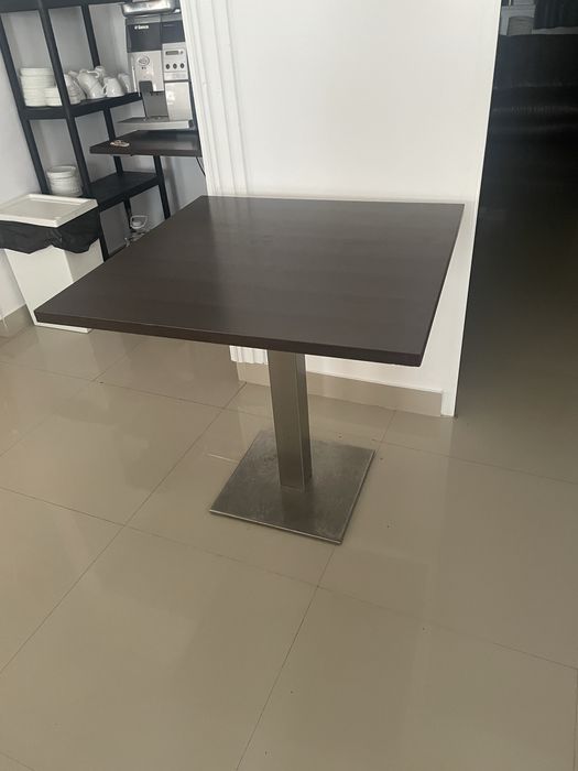 Masa cu blat si picior de inox