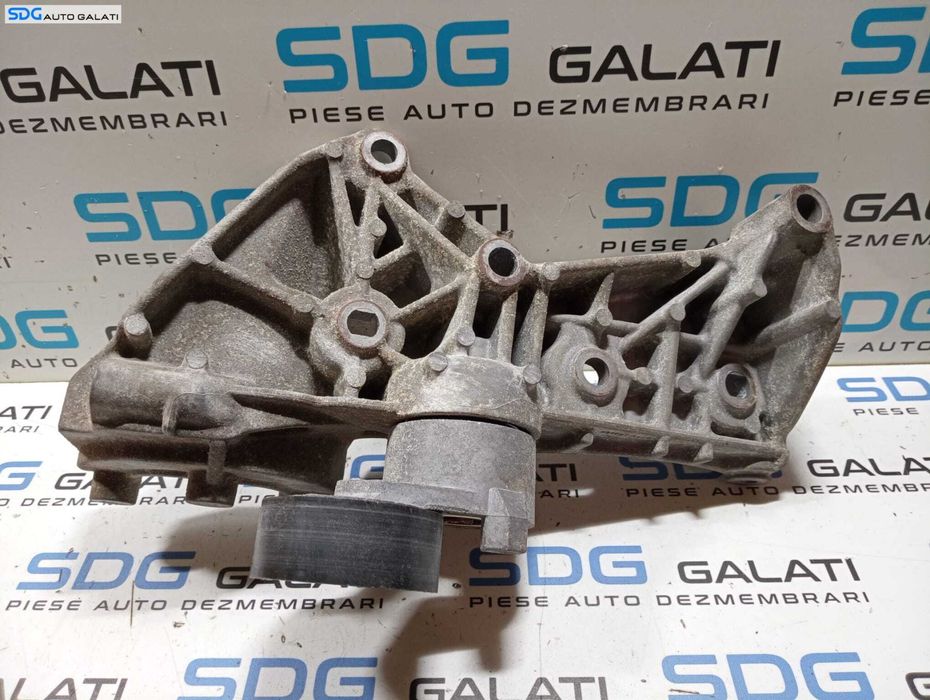 Suport Accesorii Alternator cu Rola Dacia Duster 1.5 DCI 2010 - 2018 Cod 8200473400 [M5600]