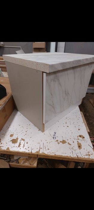 ЧИСТО НОВ ШКАФ  за печка раховец