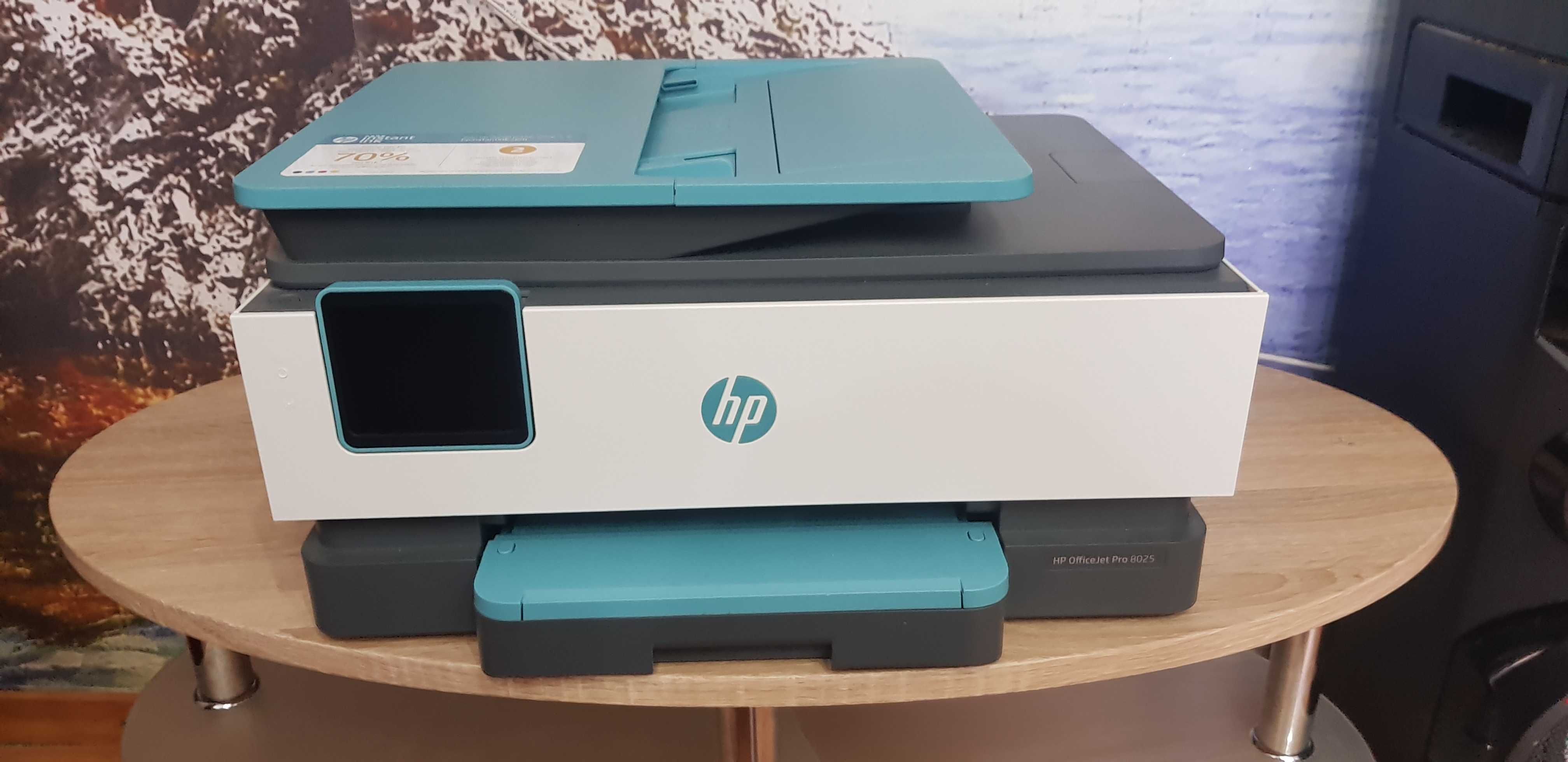 Multifunctionala HP OfficeJet Pro 8025