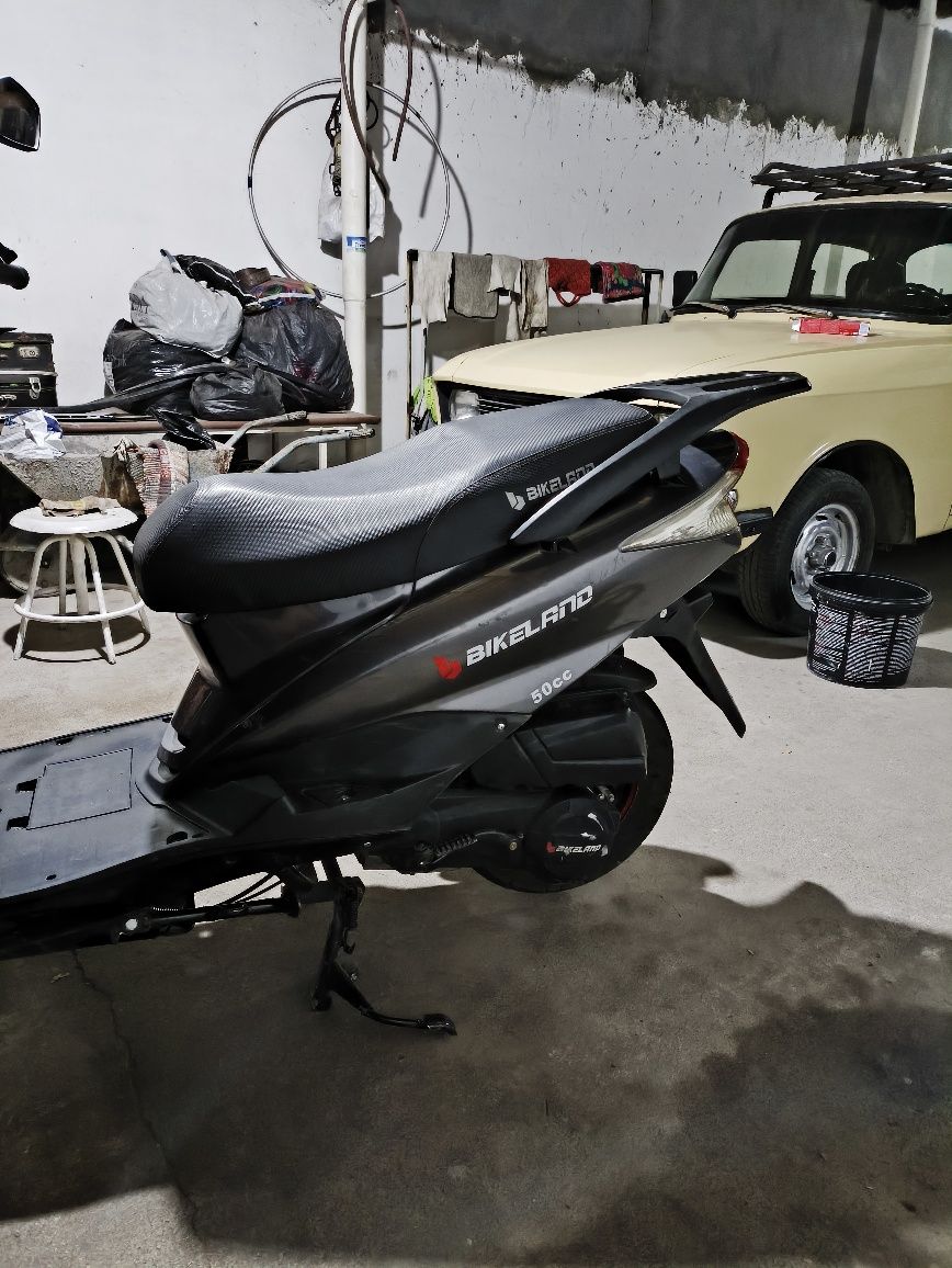 Скутер 125 кубов BIKELAND
