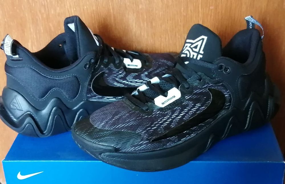 Adidas Nike just do it