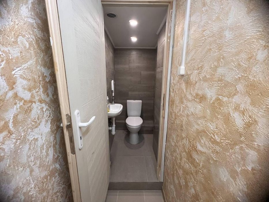 Магазин, под наем, Център