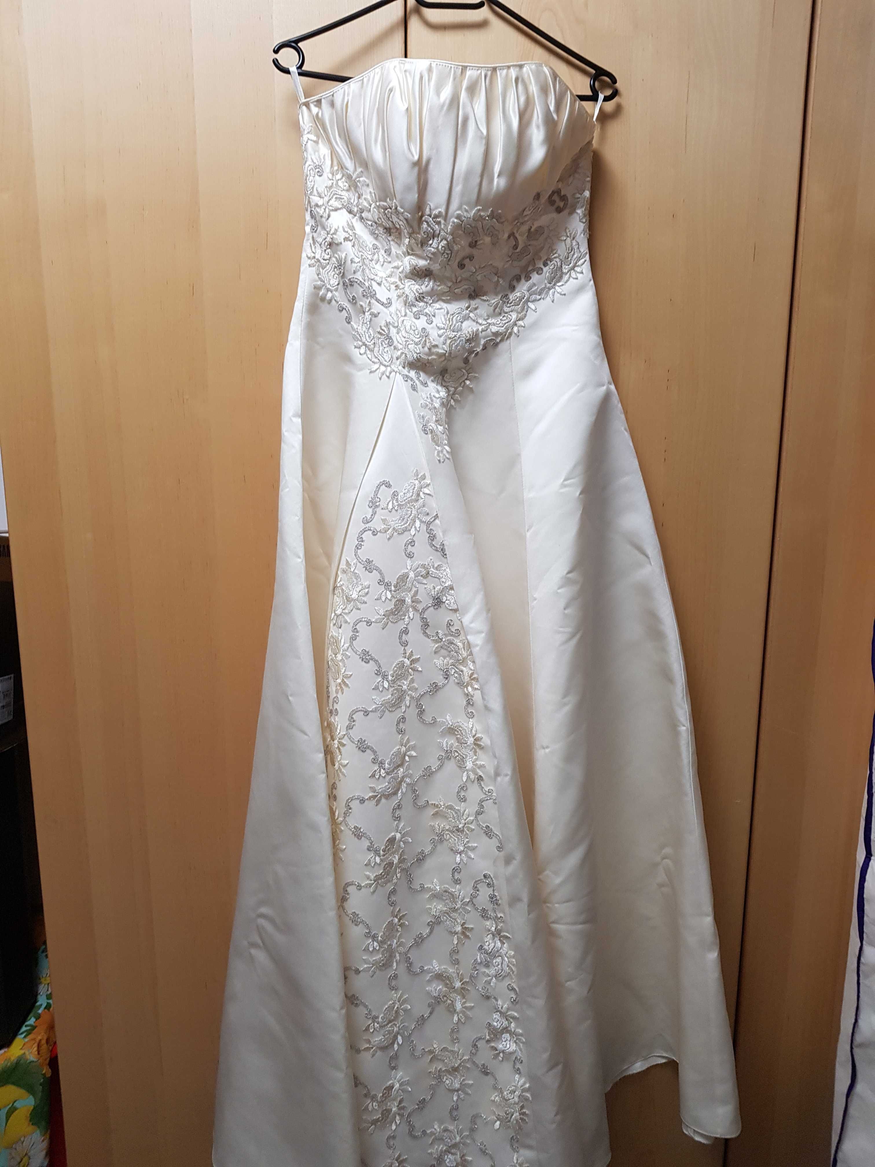 Rochie de mireasă