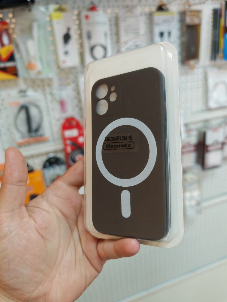 Силиконов кейс калъф Magsafe за iPhone 12 Mini Черен