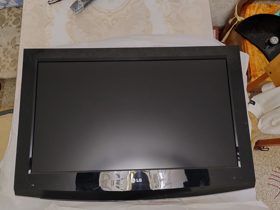 Продам LG телефизор