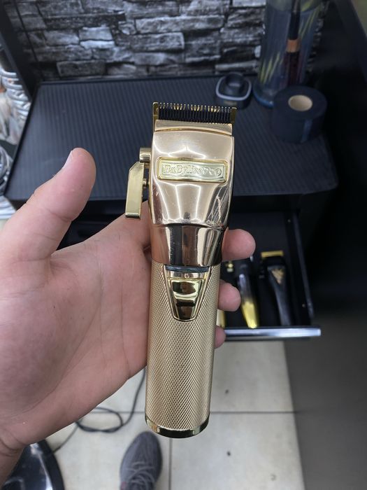 Masina de tuns babyliss gold fx aproape noua , masina taie extraordina