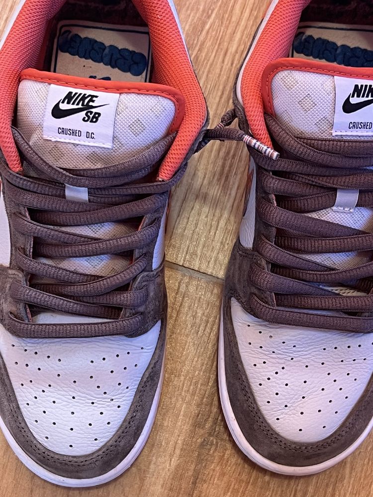 Nike sb dunk crushed dc