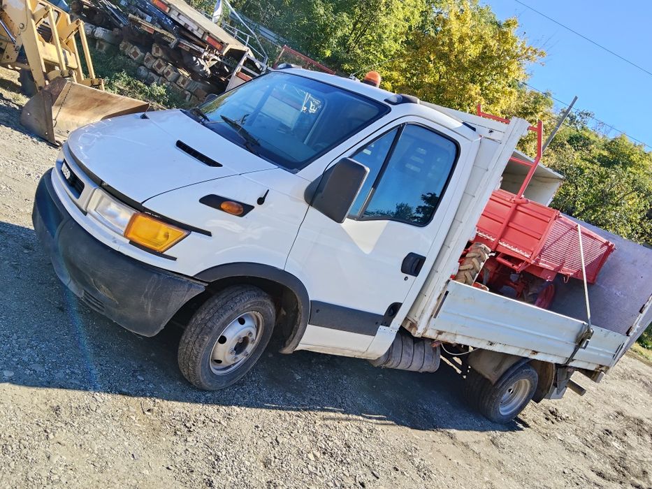 Iveco daily cu lift