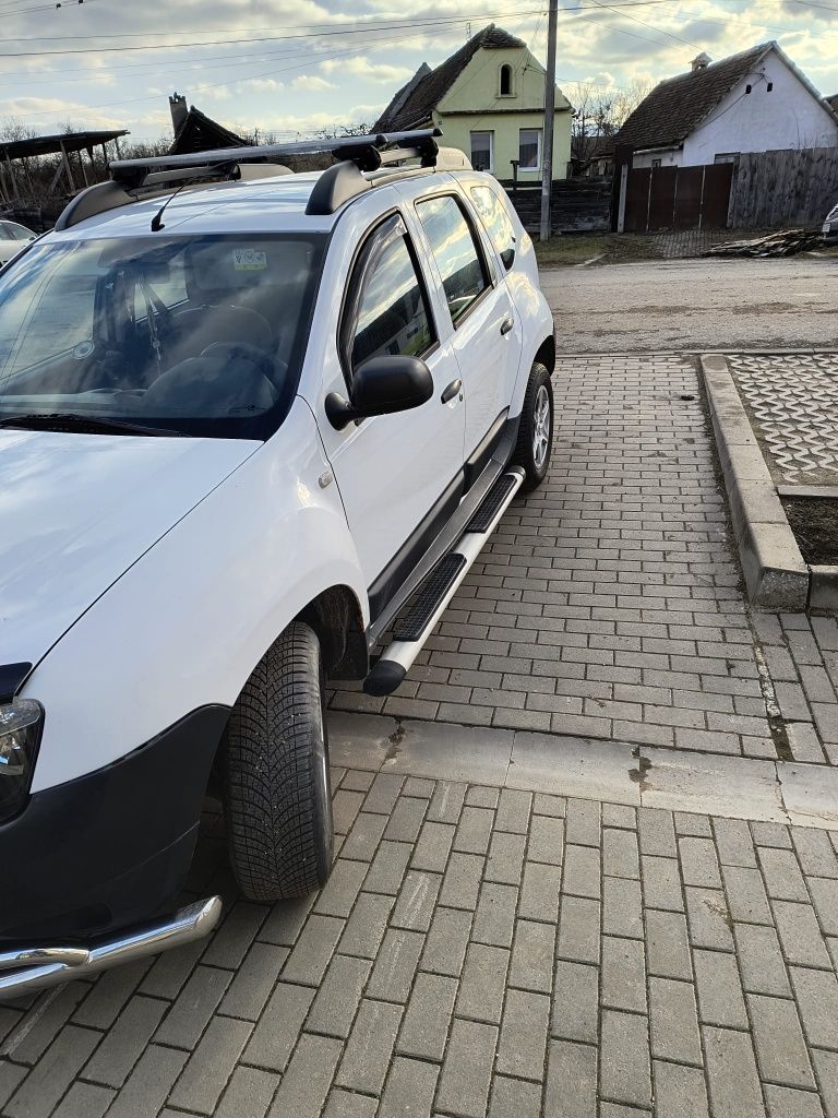 Duster 1,6 2011 ,fara Ac