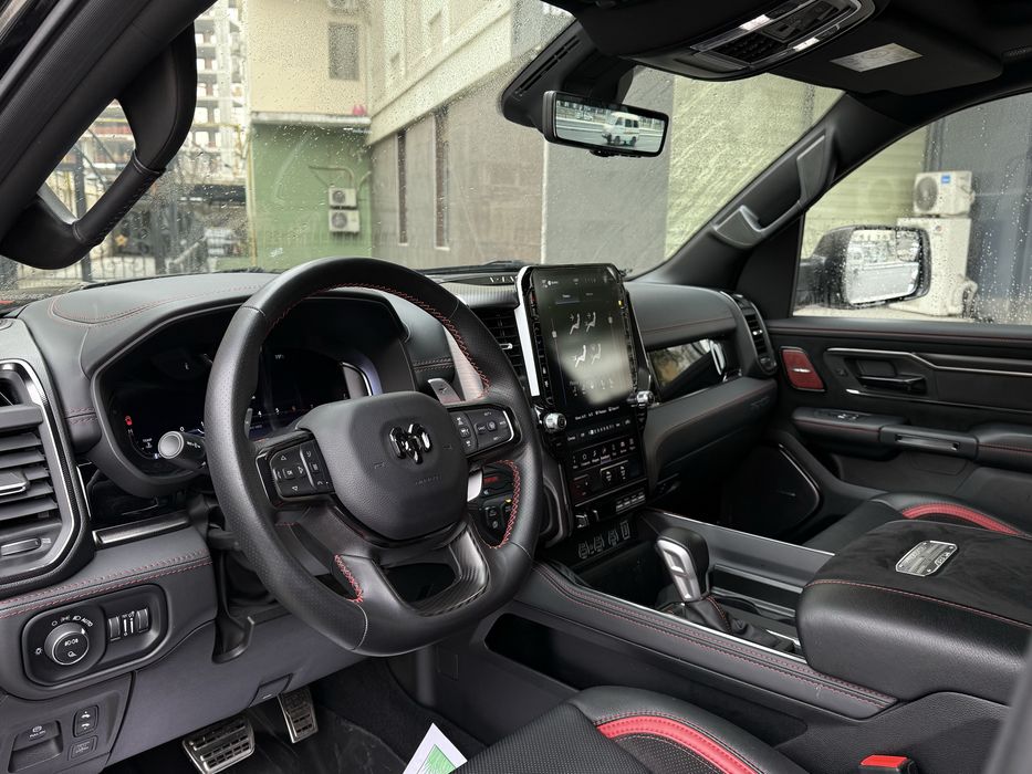 В продаже RAM 1500 RHO