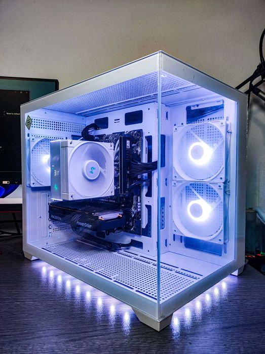 Нов! Ryzen 7 5700X, RX 9060 XT 16GB, 32GB RAM, 1TB SSD NVMe