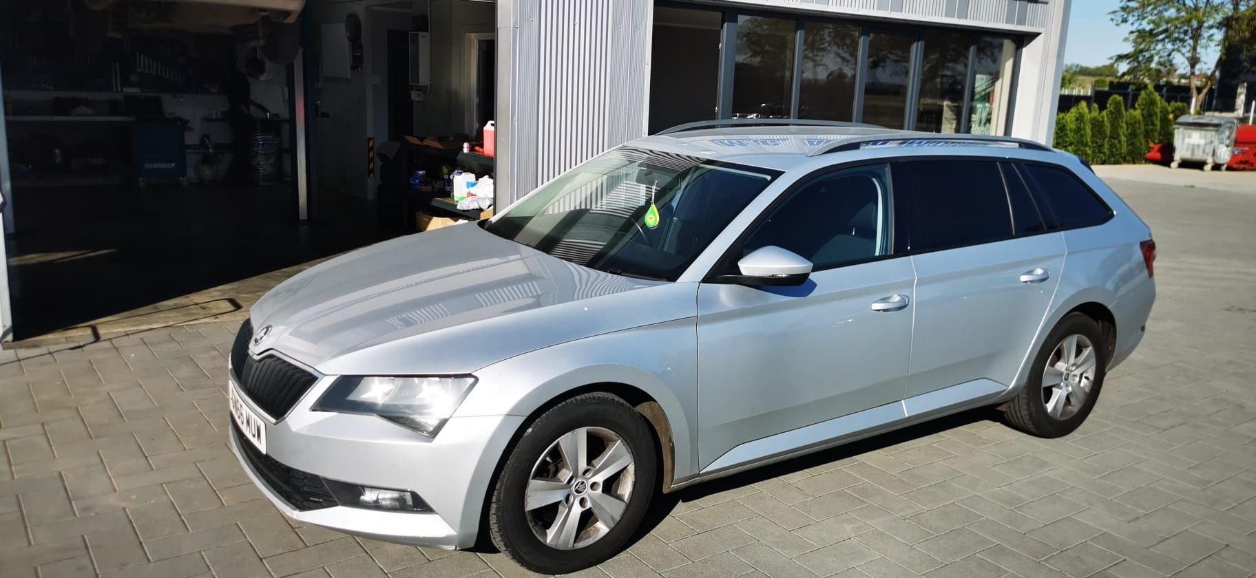 Bara fata skoda superb 3