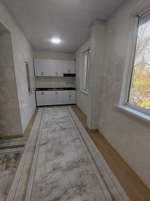 Чиланзар Г 9 а. Срочно Продается 2 х комнатная 2 х 6