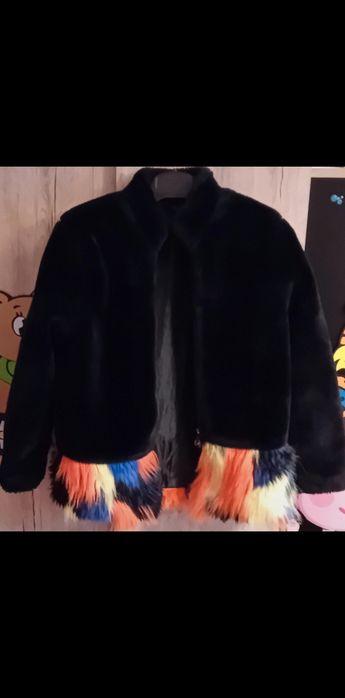 Blanita fete cu blana multicolora