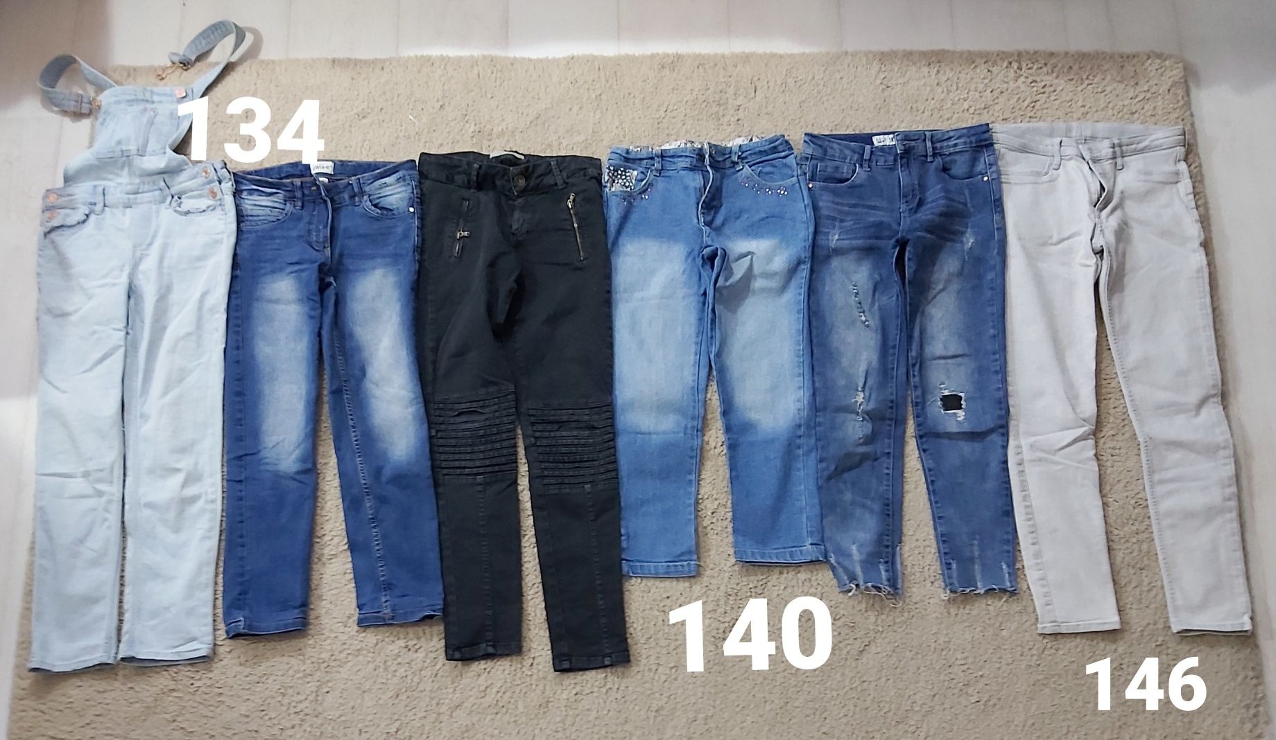 Pantaloni copii 134-152
