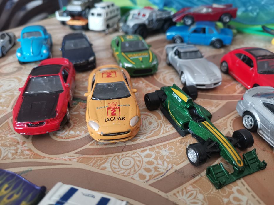 Метални колички Matchbox Maisto Mattel Welly