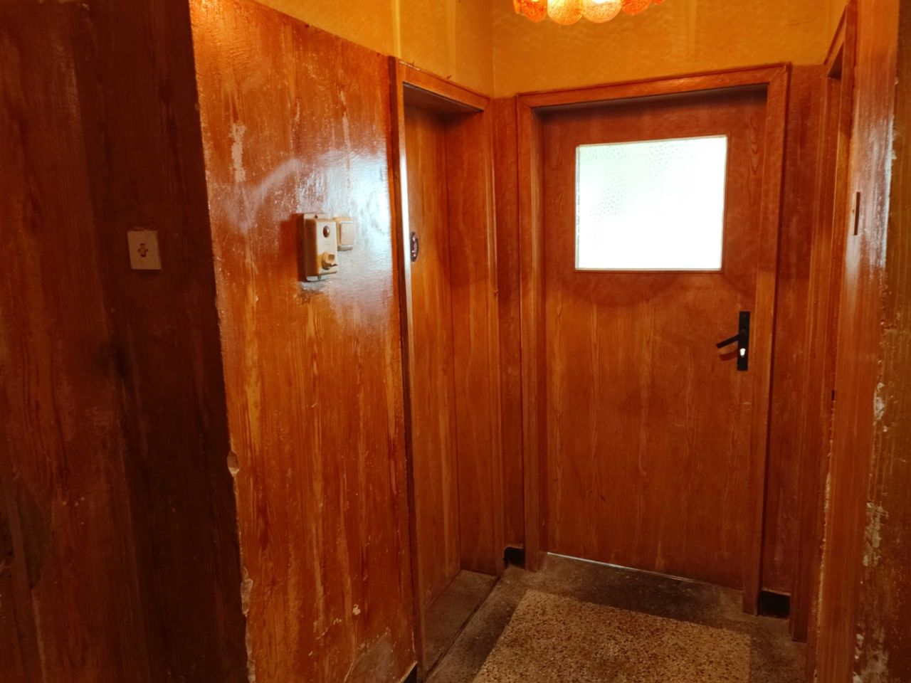 Продава се Четиристаен апартамент в Търговище, Център - 104 кв.м за 907 €/кв.м - Снимка #14