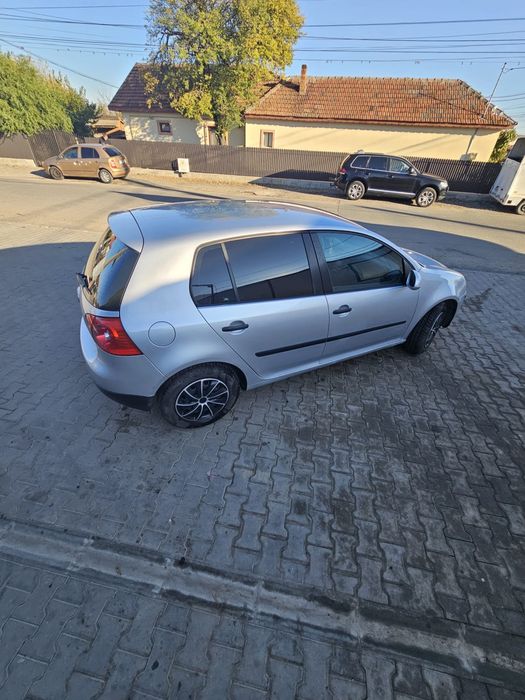 Ofer spre vanzare golf 5