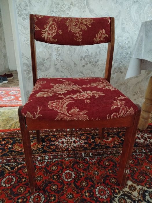 12. Стульев   б/у