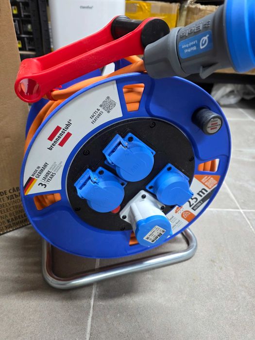 Rolă de cablu de camping Brennenstuhl 25 m